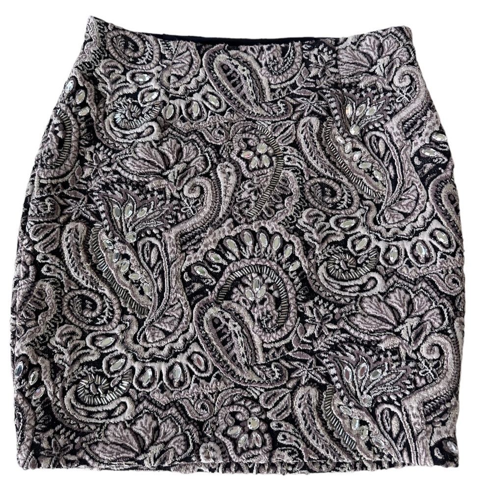 Guess Embroidered Beaded Fitted Mini Skirt Size 2